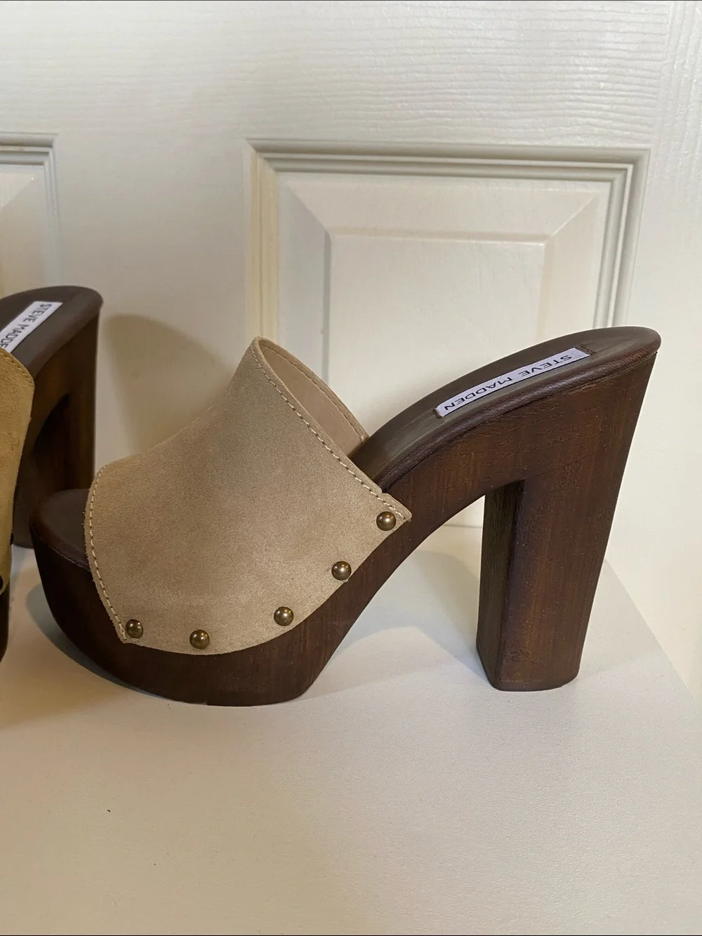 Steve Madden Tan Suede Studded Platform Mules